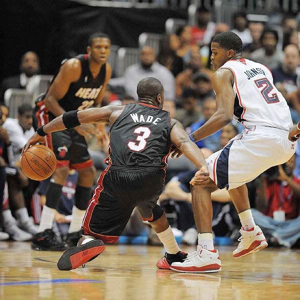 的角度分析 的角度分析