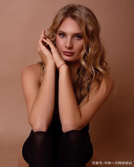 浓墨重彩的 浓墨重彩的