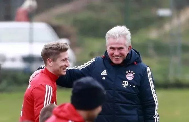 球队阵容增 球队阵容增