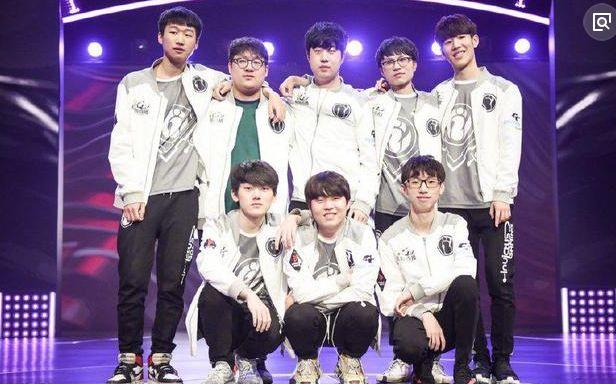 官方：曼联签下门将拉门斯 转会费2100万欧+浮动