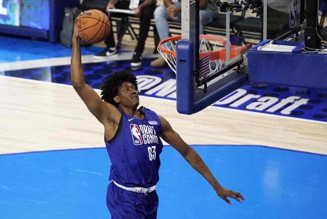 为高飞出局 为高飞出局